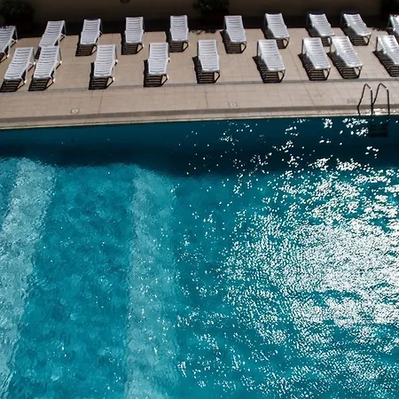 Le Fontane アパートホテル